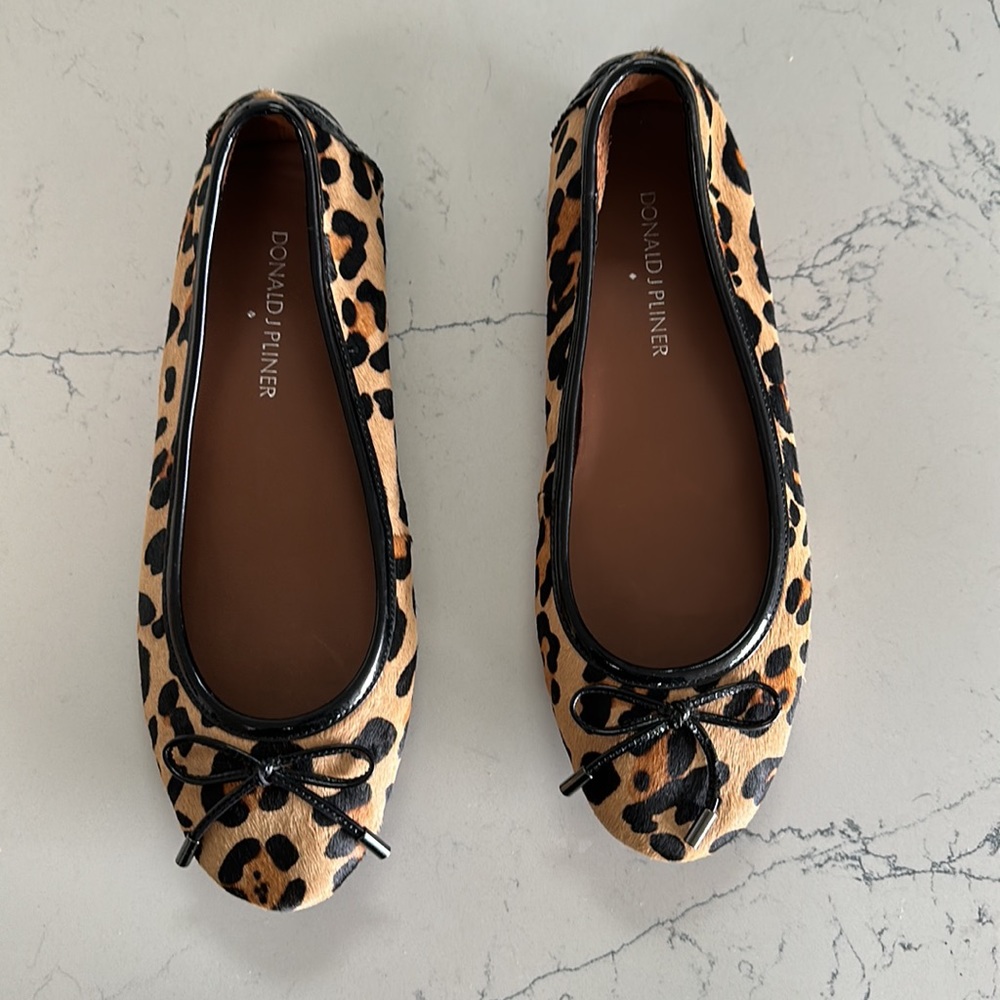Donald J. Pliner Black Tan Leopard Print Calf Hair and Leather Ballet Flats - Picture 4 of 8